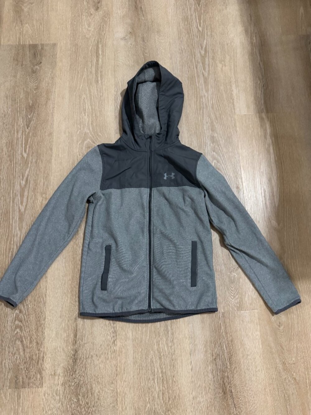 Under Armour Youth Large Gray Black Hooded Full Zip Jacket